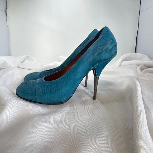 Dries Van Noten Blue Leather Heels in Size‎ 41 with Original Box - Picture 1 of 12